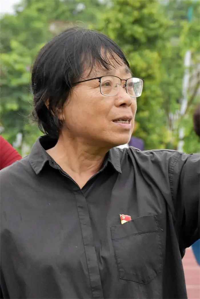 高考后张桂梅又“躲”了起来，不愿面对那令人心碎的告别