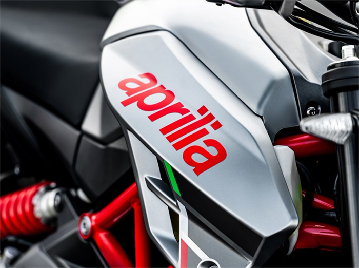 Aprilia Shiver 900 终于正式进入中国市场，售价为68,800元