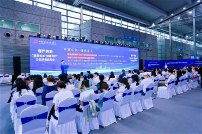 2000余款智慧养老产品精彩亮相2025深圳国际智慧养老产业博览会