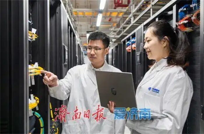 济南首个纯国产智算集群近日在中国移动(山东济南)数据中心建成并投入使用
