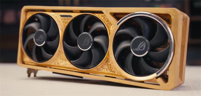 华硕基于ROG RTX 5090D夜神版打造一款黄金显卡